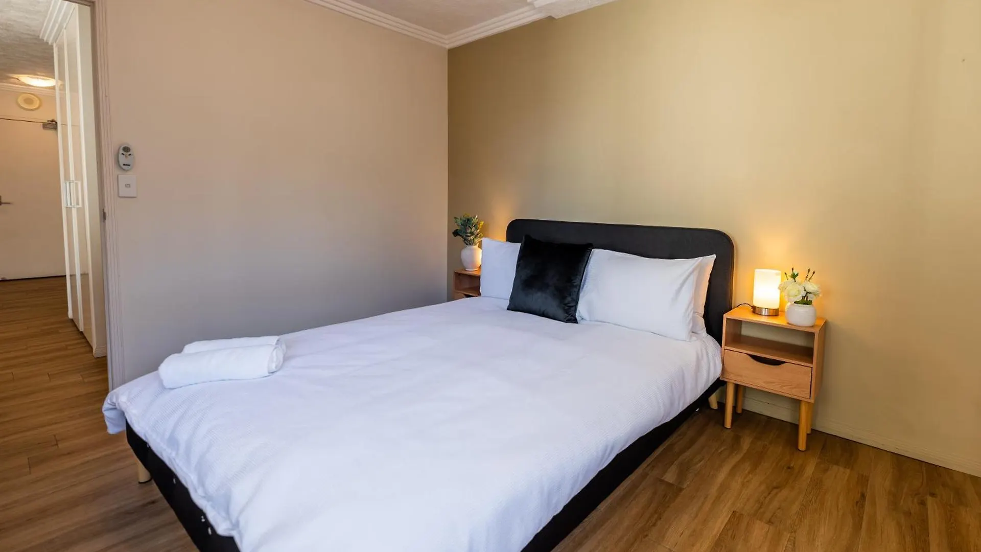 Urban Luxury City Apartment With Pool And Parking بريزبين 0*,  أستراليا